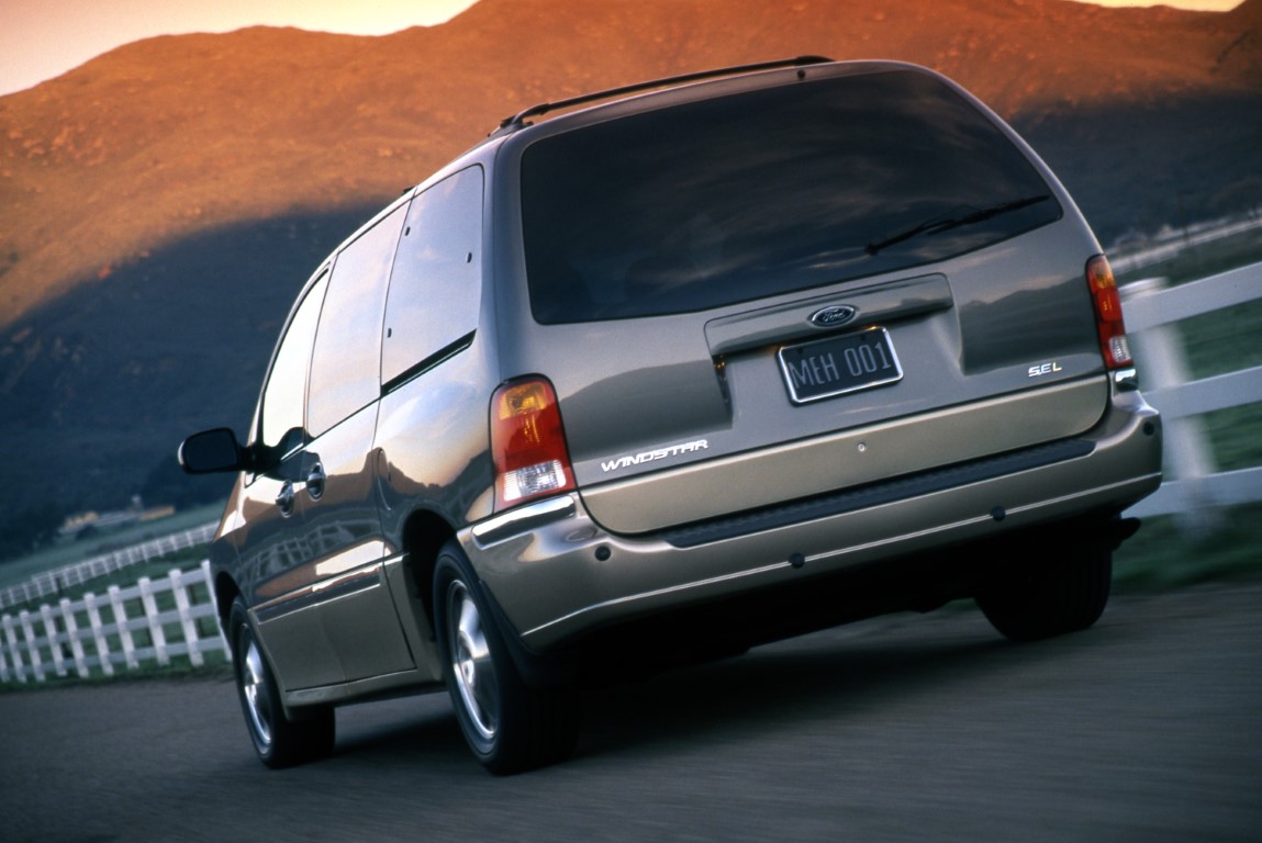 Ford Windstar 3.0 V6 (Automatic)